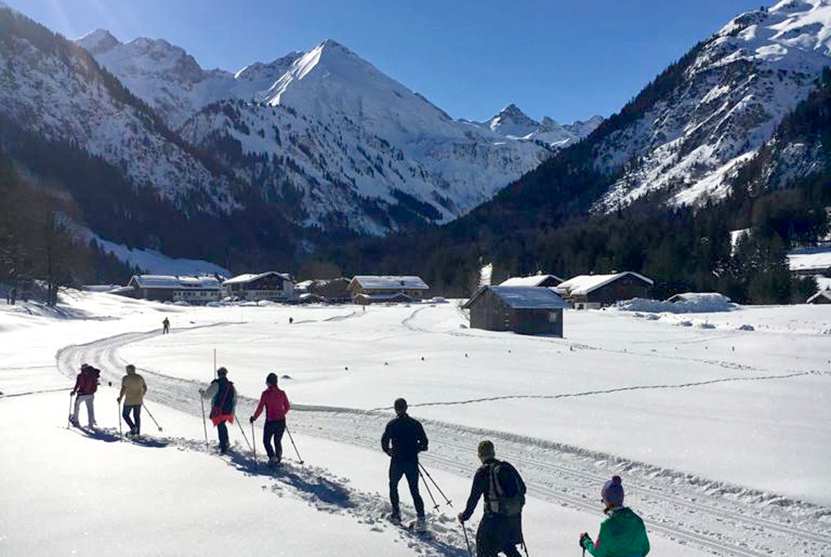 Geimeinsam im Winter die Natur im Allgläu genießen